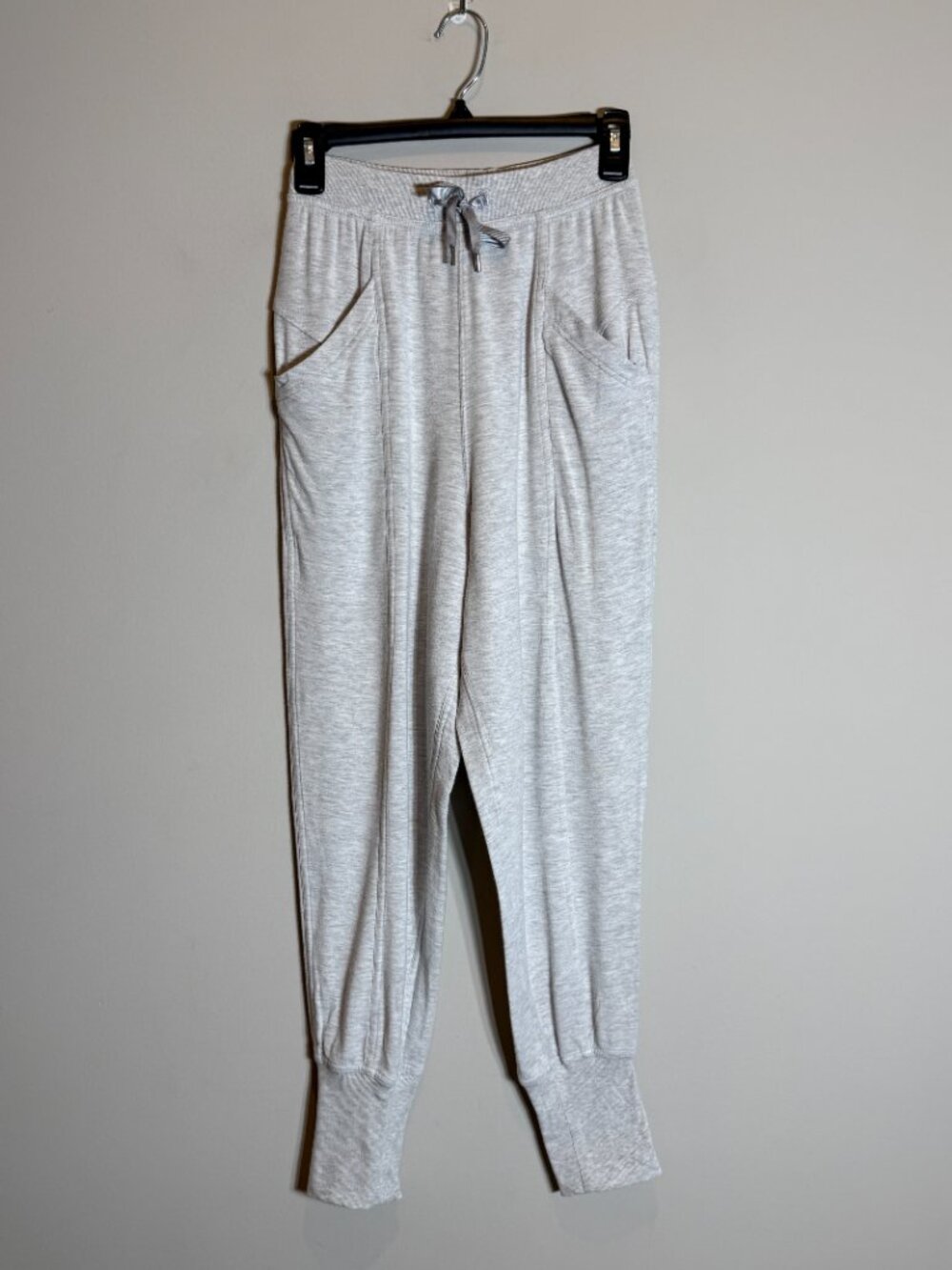 Lululemon Still Chill Jogger Sweatpants Women's 2 Heather Gray Active Loungewear - Picture 4 of 13
